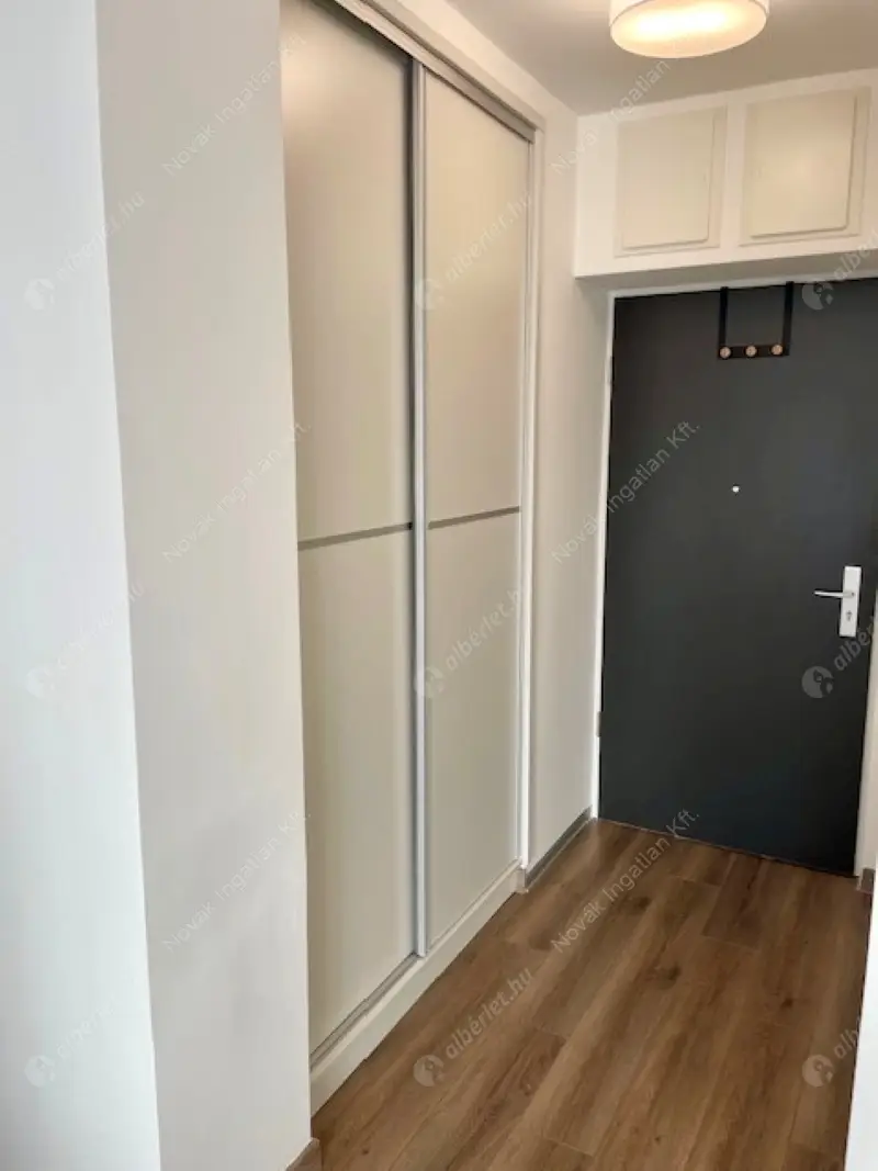 Kiadó albérlet 320000 Ft/hó áron: Budapest, IX. kerület  Tóth Kálmán utca. Mérete: 47 nm, 2 szobás | Alberlet.hu - 6579408