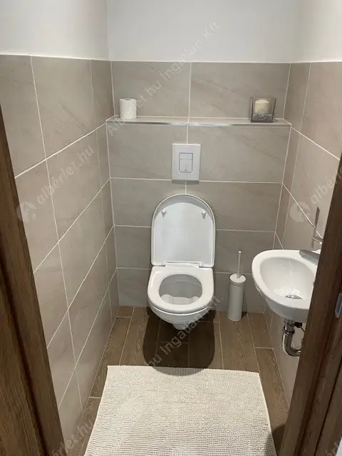 Kiadó albérlet 320000 Ft/hó áron: Budapest, IX. kerület  Tóth Kálmán utca. Mérete: 47 nm, 2 szobás | Alberlet.hu - 6624940