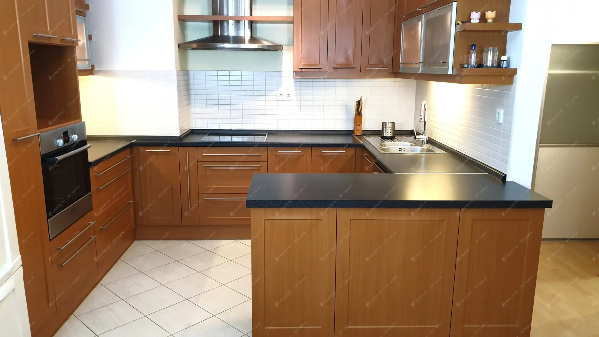 Kiadó albérlet 300000 Ft/hó áron: Budapest, IX. kerület  Tóth Kálmán utca. Mérete: 60 nm, 2 szobás | Alberlet.hu - 6575880