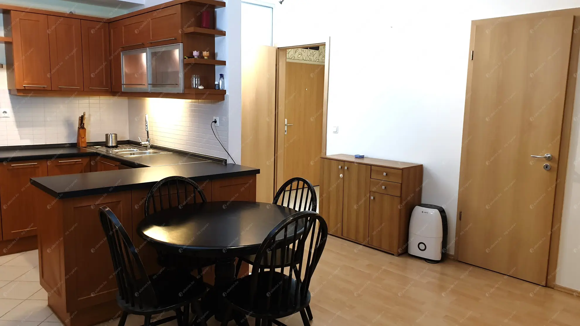 Kiadó albérlet 300000 Ft/hó áron: Budapest, IX. kerület  Tóth Kálmán utca. Mérete: 60 nm, 2 szobás | Alberlet.hu - 6575885