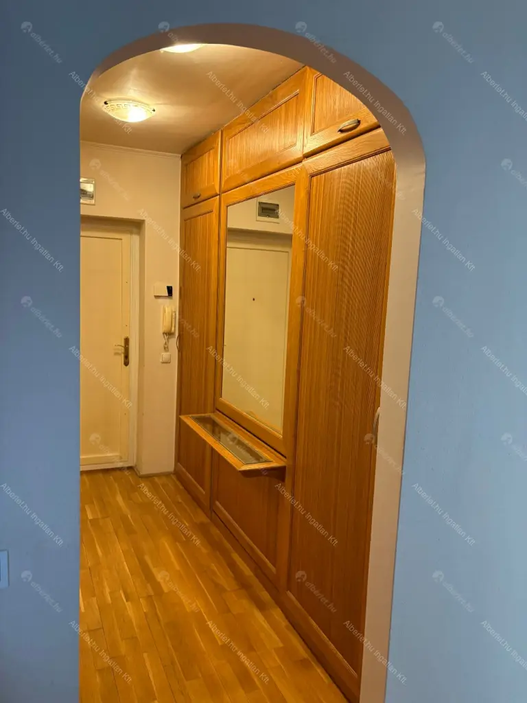 Kiadó albérlet 220000 Ft/hó áron: Budapest, IX. kerület  Tűzoltó utca. Mérete: 37 nm, 1 szobás | Alberlet.hu - 6687015