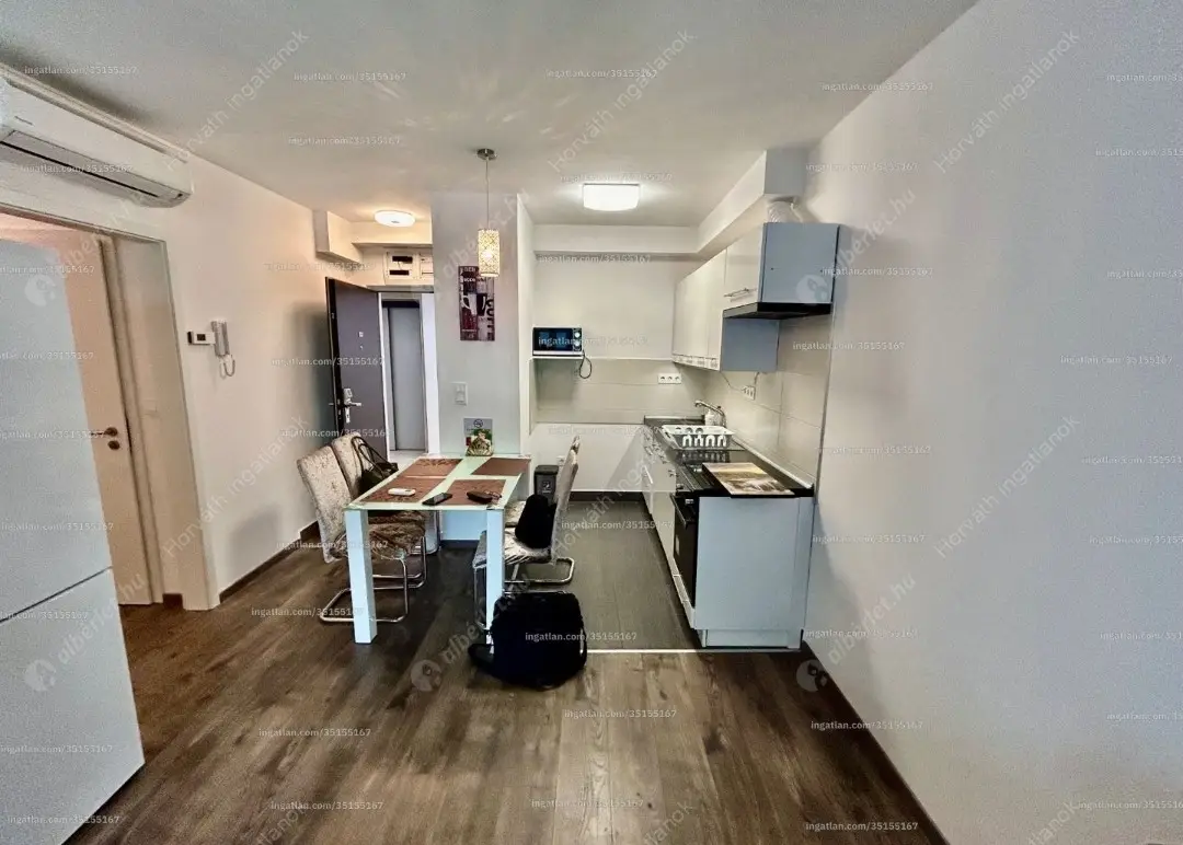 Kiadó albérlet 270000 Ft/hó áron: Budapest, IX. kerület  Tűzoltó utca. Mérete: 43 nm, 2 szobás | Alberlet.hu - 6610118