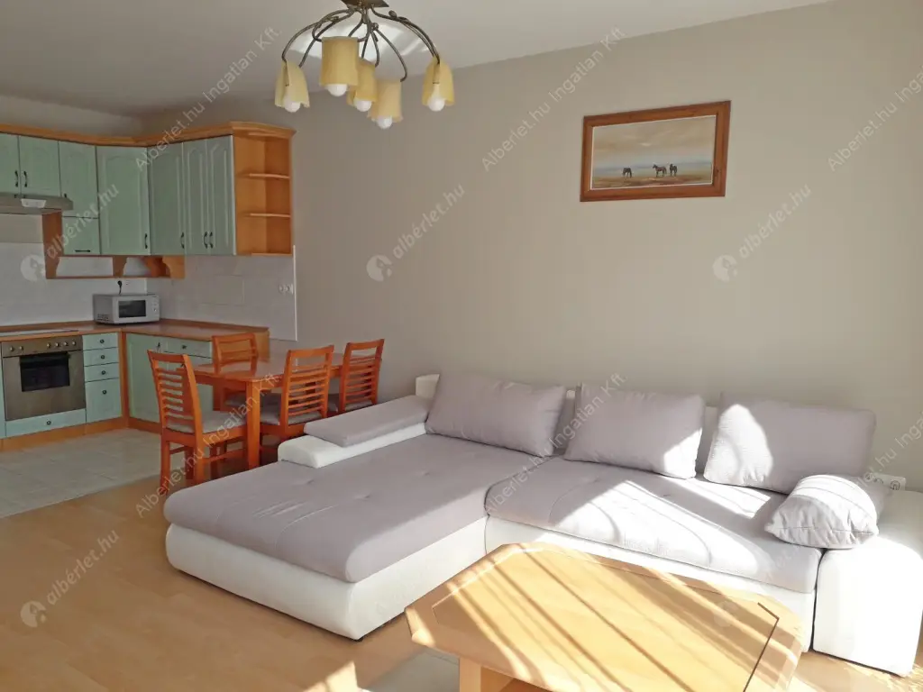 Kiadó albérlet 270000 Ft/hó áron: Budapest, IX. kerület  Tűzoltó utca. Mérete: 50 nm, 2 szobás | Alberlet.hu - 6571244