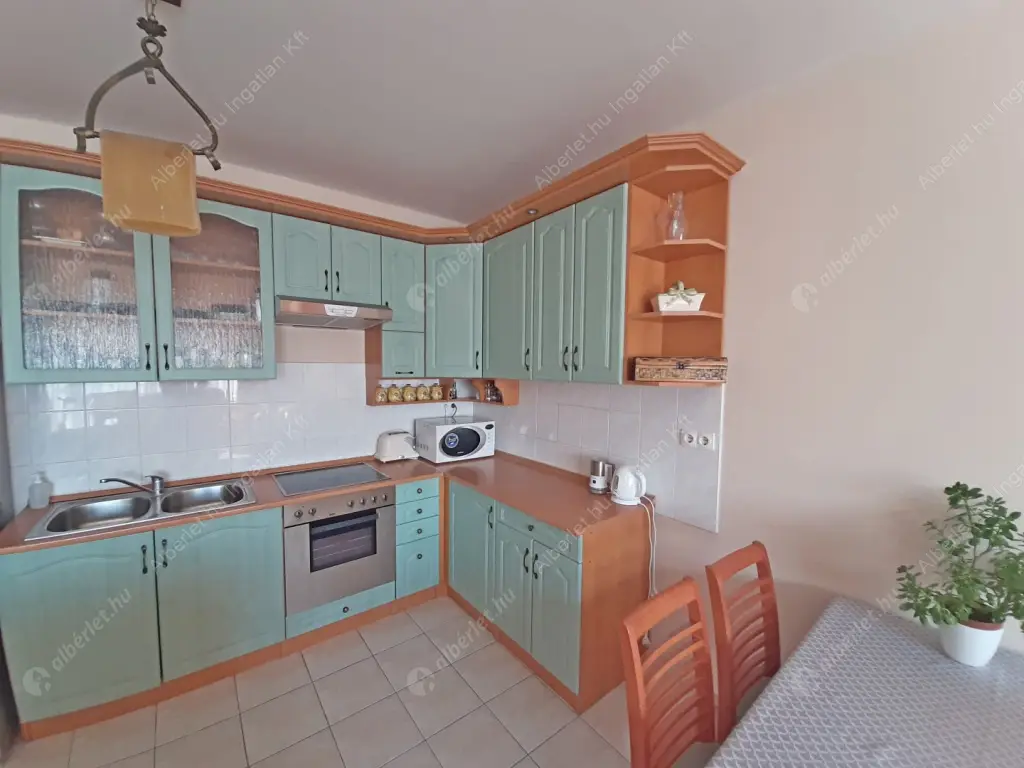 Kiadó albérlet 270000 Ft/hó áron: Budapest, IX. kerület  Tűzoltó utca. Mérete: 50 nm, 2 szobás | Alberlet.hu - 6571246