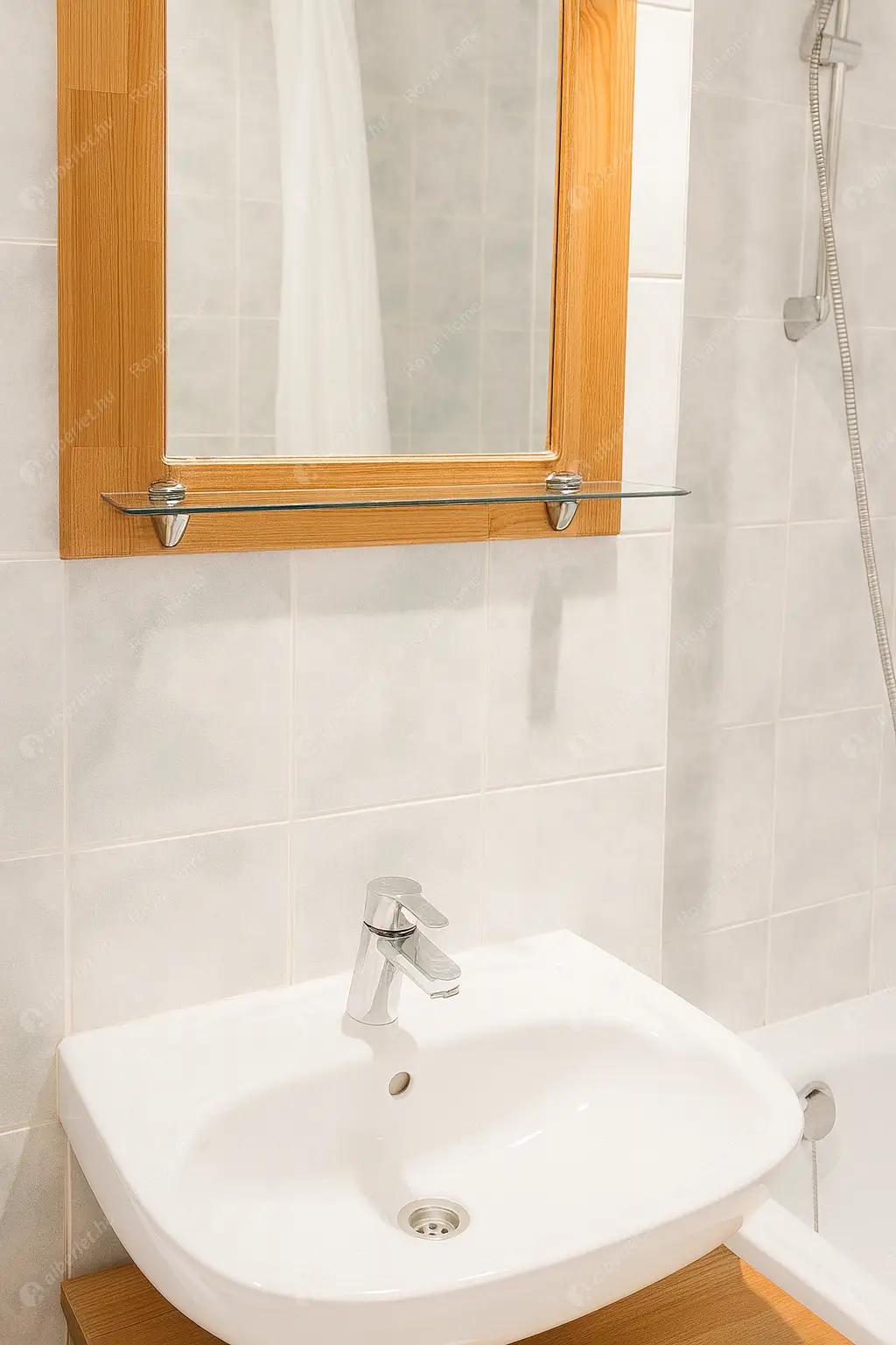 Kiadó albérlet 270000 Ft/hó áron: Budapest, IX. kerület  Tűzoltó utca. Mérete: 50 nm, 2 szobás | Alberlet.hu - 6595955