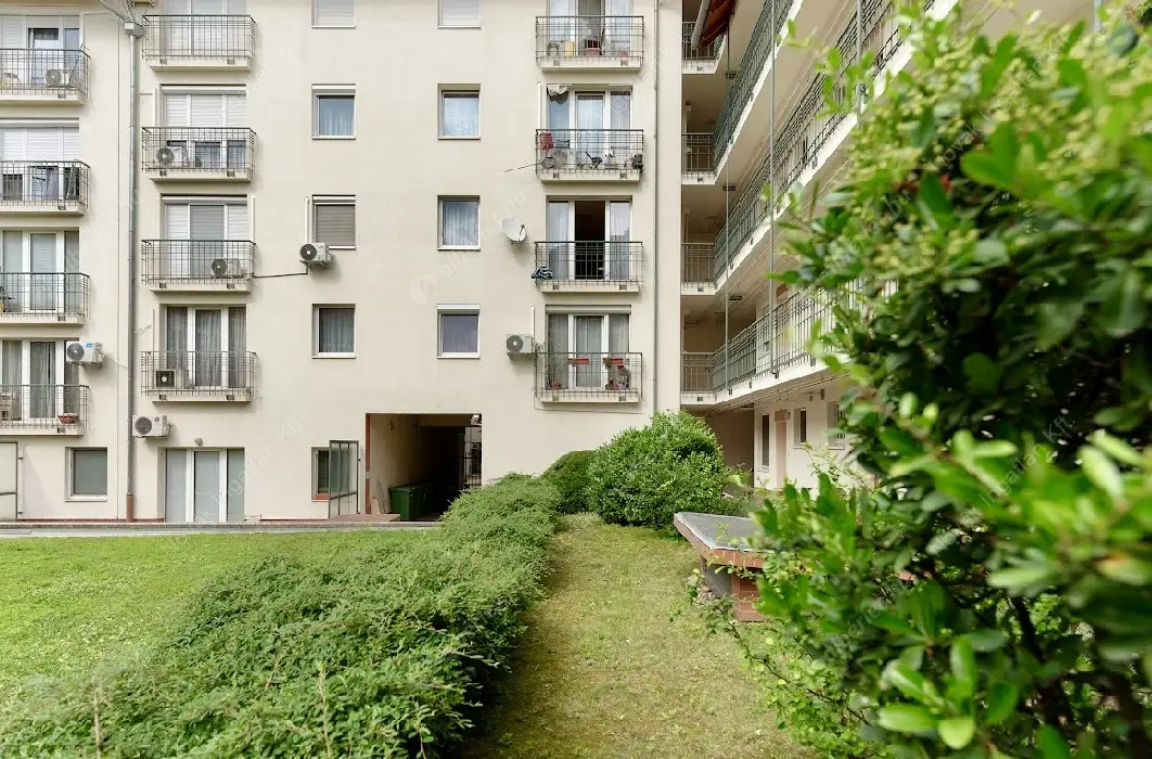 Kiadó albérlet 340000 Ft/hó áron: Budapest, IX. kerület  Tűzoltó utca. Mérete: 51 nm, 3 szobás | Alberlet.hu - 6575330