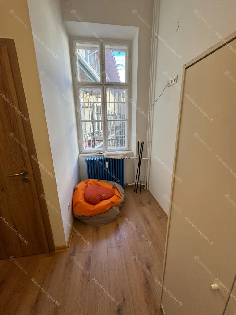 Kiadó albérlet 170000 Ft/hó áron: Budapest, IX. kerület  Üllői út. Mérete: 21 nm, 1 szobás | Alberlet.hu - 6650827