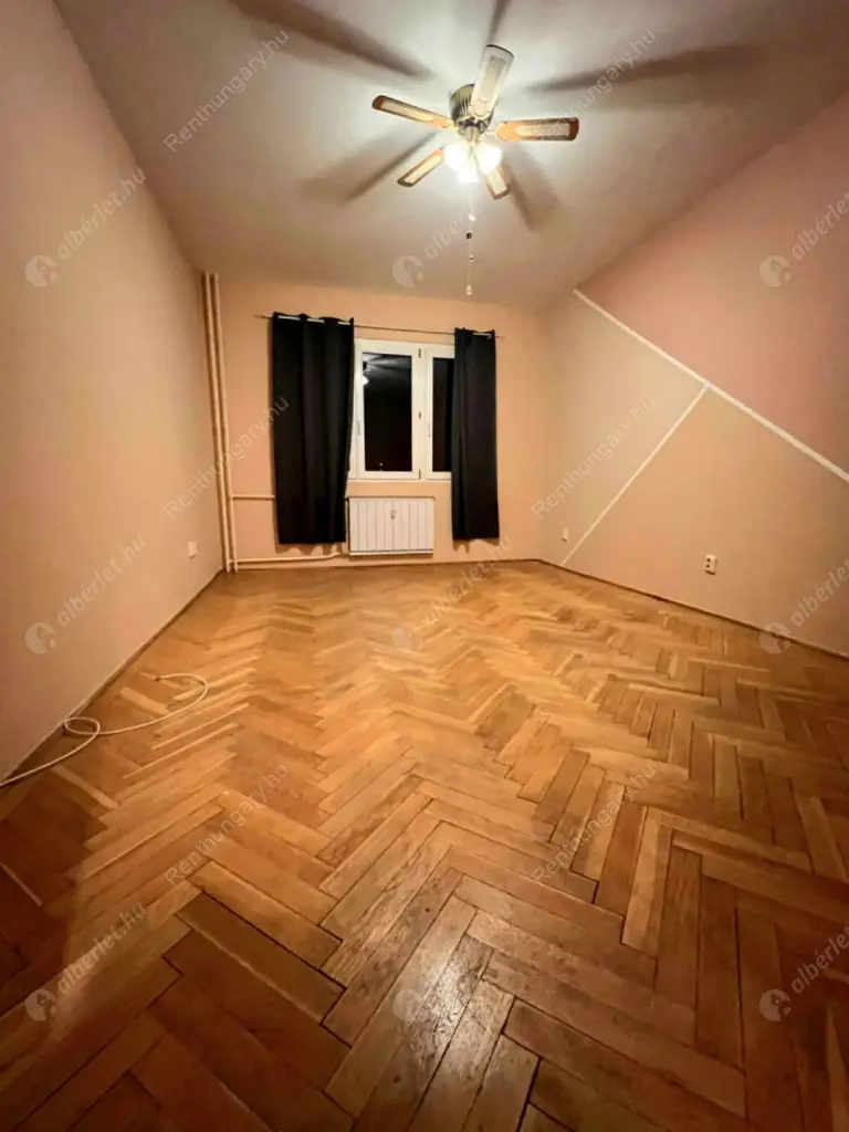 Kiadó albérlet 150000 Ft/hó áron: Budapest, IX. kerület  Üllői út. Mérete: 30 nm, 1 szobás | Alberlet.hu - 6613176