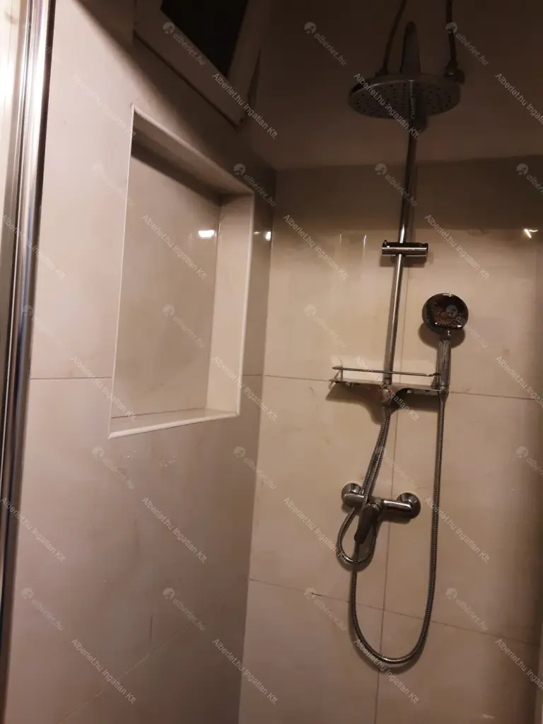 Kiadó albérlet 230000 Ft/hó áron: Budapest, IX. kerület  Üllői út. Mérete: 30 nm, 1 szobás | Alberlet.hu - 6703704