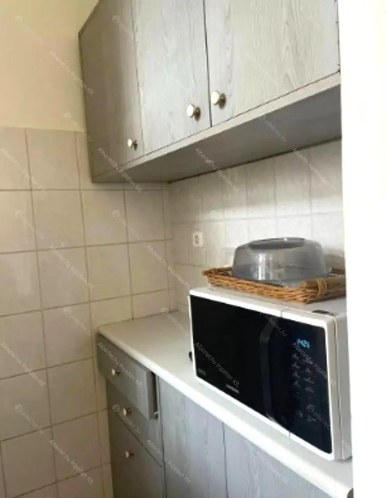 Kiadó albérlet 180000 Ft/hó áron: Budapest, IX. kerület  Üllői út. Mérete: 35 nm, 2 szobás | Alberlet.hu - 6701483