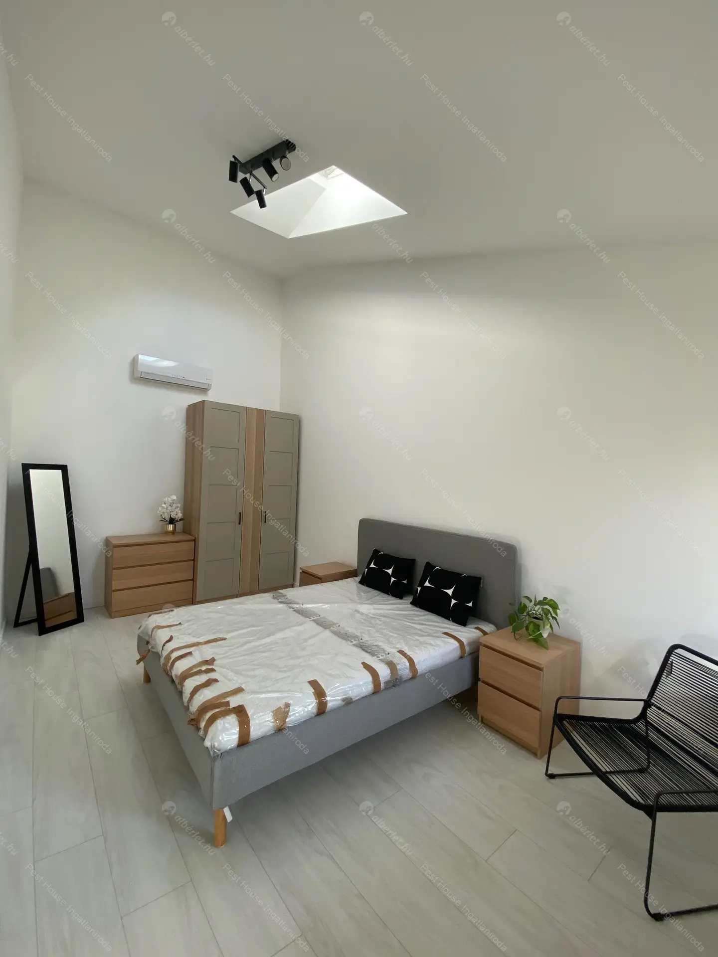 Kiadó albérlet 280000 Ft/hó áron: Budapest, IX. kerület  Üllői út. Mérete: 48 nm, 2 szobás | Alberlet.hu - 6543816