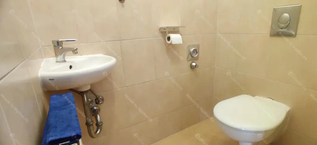 Kiadó albérlet 370000 Ft/hó áron: Budapest, IX. kerület  Üllői út. Mérete: 98 nm, 3 szobás | Alberlet.hu - 6684193