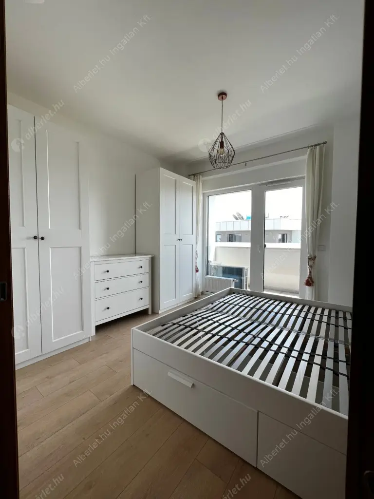 Kiadó albérlet 960000 Ft/hó áron: Budapest, IX. kerület  Vágóhíd utca. Mérete: 109 nm, 5 szobás | Alberlet.hu - 6592512