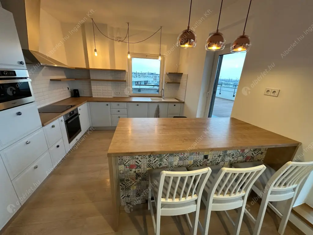 Kiadó albérlet 850000 Ft/hó áron: Budapest, IX. kerület  Vágóhíd utca. Mérete: 109 nm, 5 szobás | Alberlet.hu - 6594627