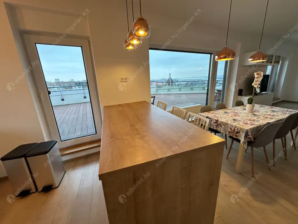 Kiadó albérlet 850000 Ft/hó áron: Budapest, IX. kerület  Vágóhíd utca. Mérete: 109 nm, 5 szobás | Alberlet.hu - 6594629