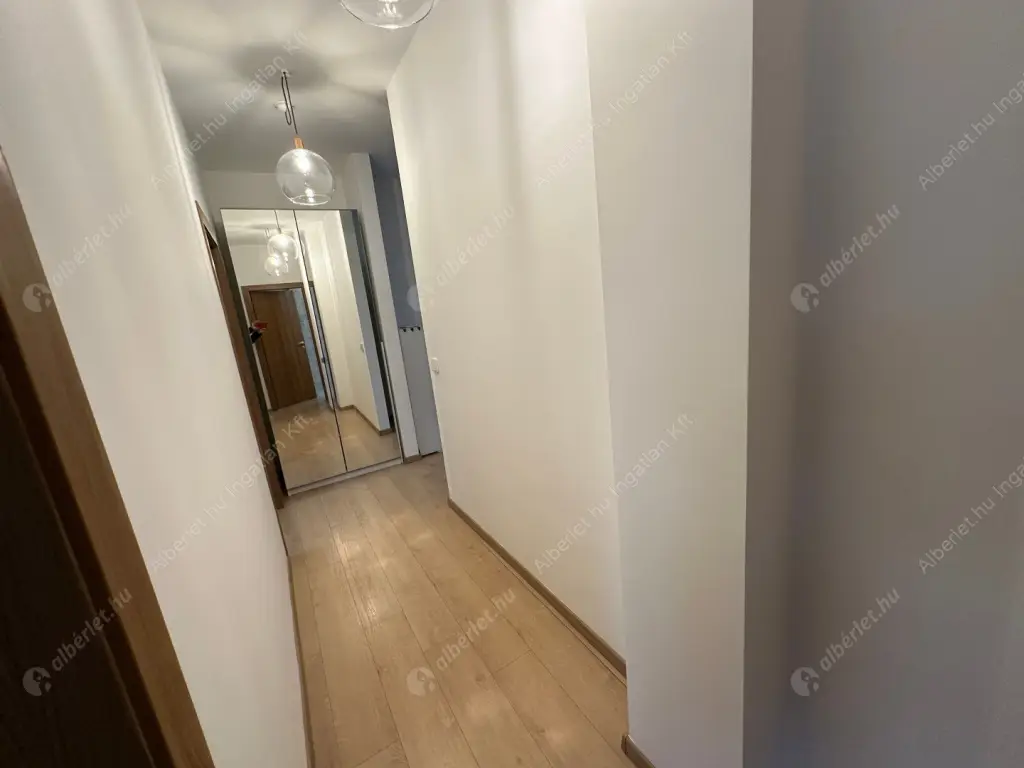Kiadó albérlet 850000 Ft/hó áron: Budapest, IX. kerület  Vágóhíd utca. Mérete: 109 nm, 5 szobás | Alberlet.hu - 6594638