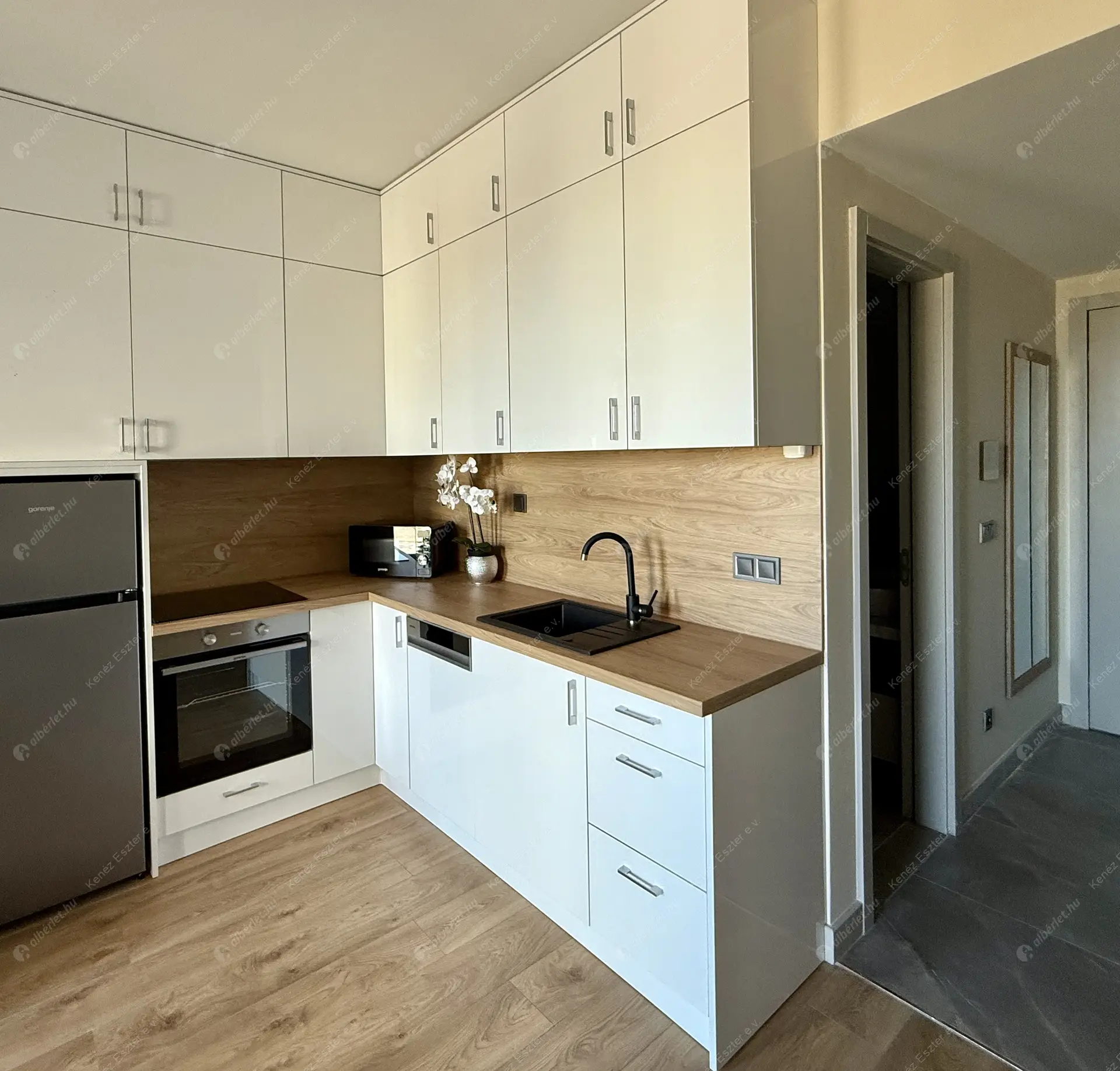 Kiadó albérlet 280000 Ft/hó áron: Budapest, IX. kerület  Vágóhíd utca. Mérete: 30 nm, 1 szobás | Alberlet.hu - 6530845