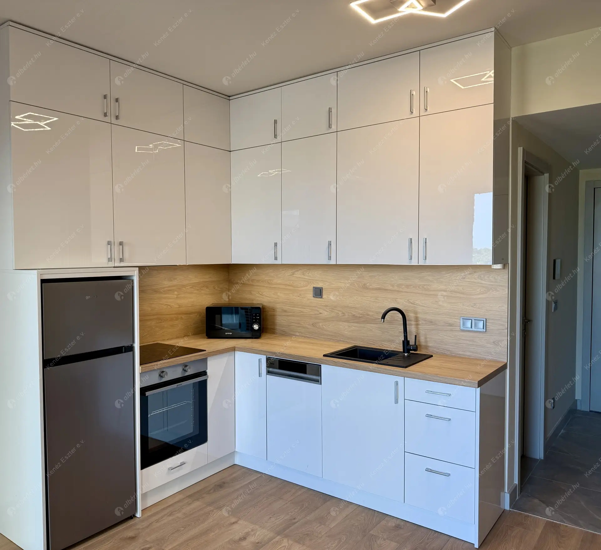 Kiadó albérlet 280000 Ft/hó áron: Budapest, IX. kerület  Vágóhíd utca. Mérete: 30 nm, 1 szobás | Alberlet.hu - 6530850