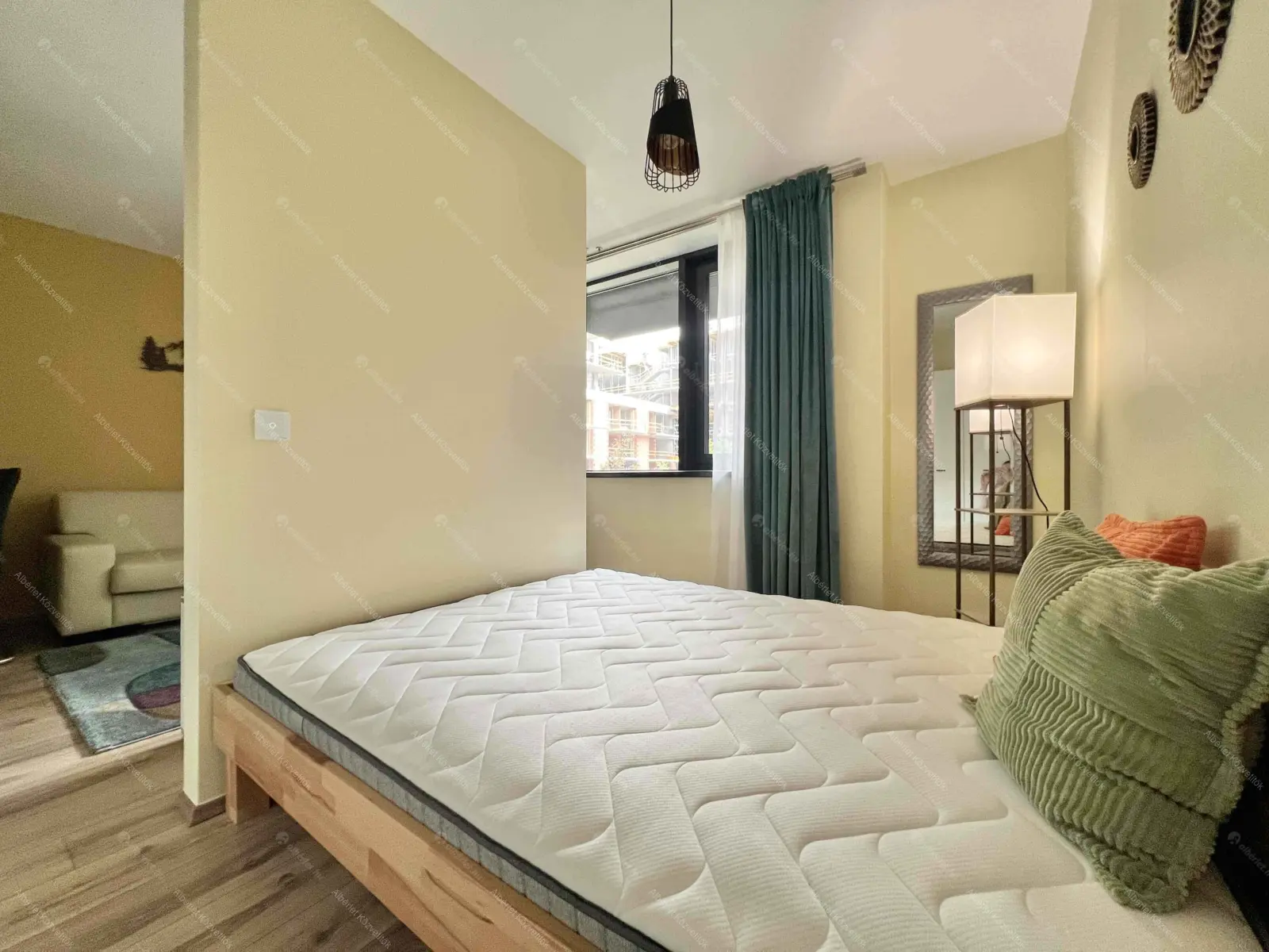 Kiadó albérlet 295000 Ft/hó áron: Budapest, IX. kerület  Vágóhíd utca. Mérete: 35 nm, 1 szobás | Alberlet.hu - 6699789