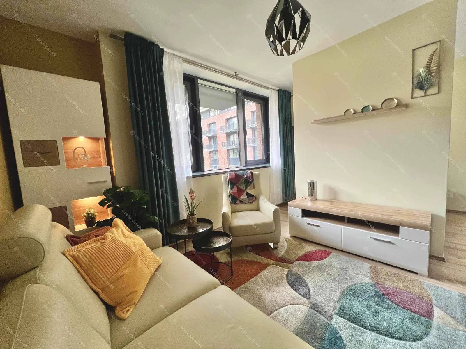 Kiadó albérlet 295000 Ft/hó áron: Budapest, IX. kerület  Vágóhíd utca. Mérete: 35 nm, 1 szobás | Alberlet.hu - 6699797