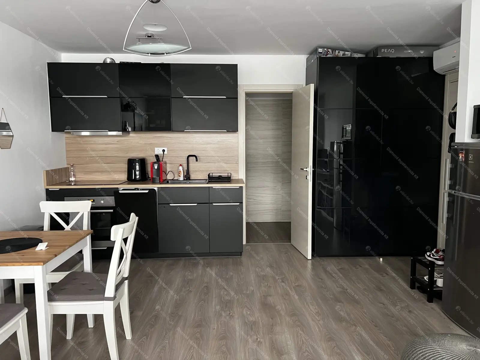 Kiadó albérlet 220000 Ft/hó áron: Budapest, IX. kerület  Vágóhíd utca. Mérete: 36 nm, 1 szobás | Alberlet.hu - 6644648