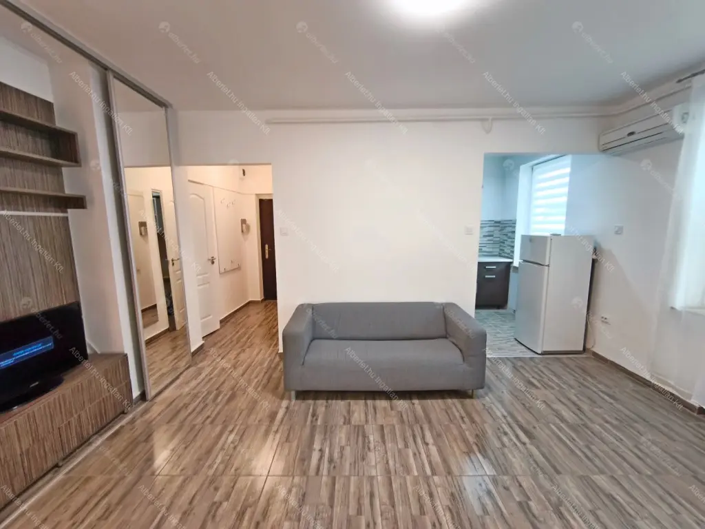 Kiadó albérlet 230000 Ft/hó áron: Budapest, IX. kerület  Vágóhíd utca. Mérete: 38 nm, 1 szobás | Alberlet.hu - 6690191