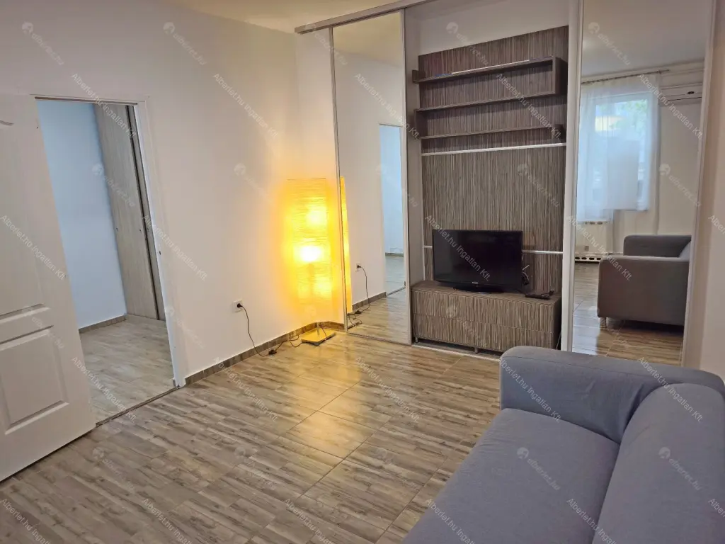 Kiadó albérlet 230000 Ft/hó áron: Budapest, IX. kerület  Vágóhíd utca. Mérete: 38 nm, 1 szobás | Alberlet.hu - 6690192