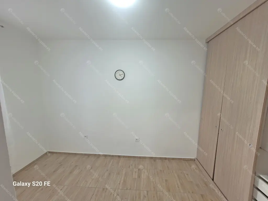 Kiadó albérlet 230000 Ft/hó áron: Budapest, IX. kerület  Vágóhíd utca. Mérete: 38 nm, 1 szobás | Alberlet.hu - 6690203