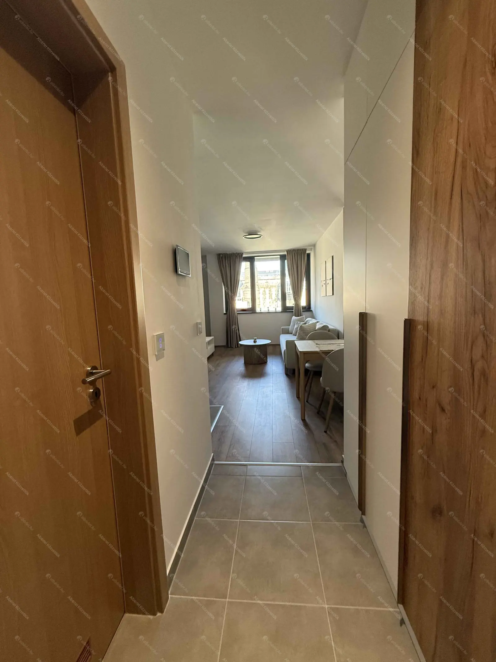 Kiadó albérlet 270000 Ft/hó áron: Budapest, IX. kerület  Vágóhíd utca. Mérete: 40 nm, 1 szobás | Alberlet.hu - 6662712