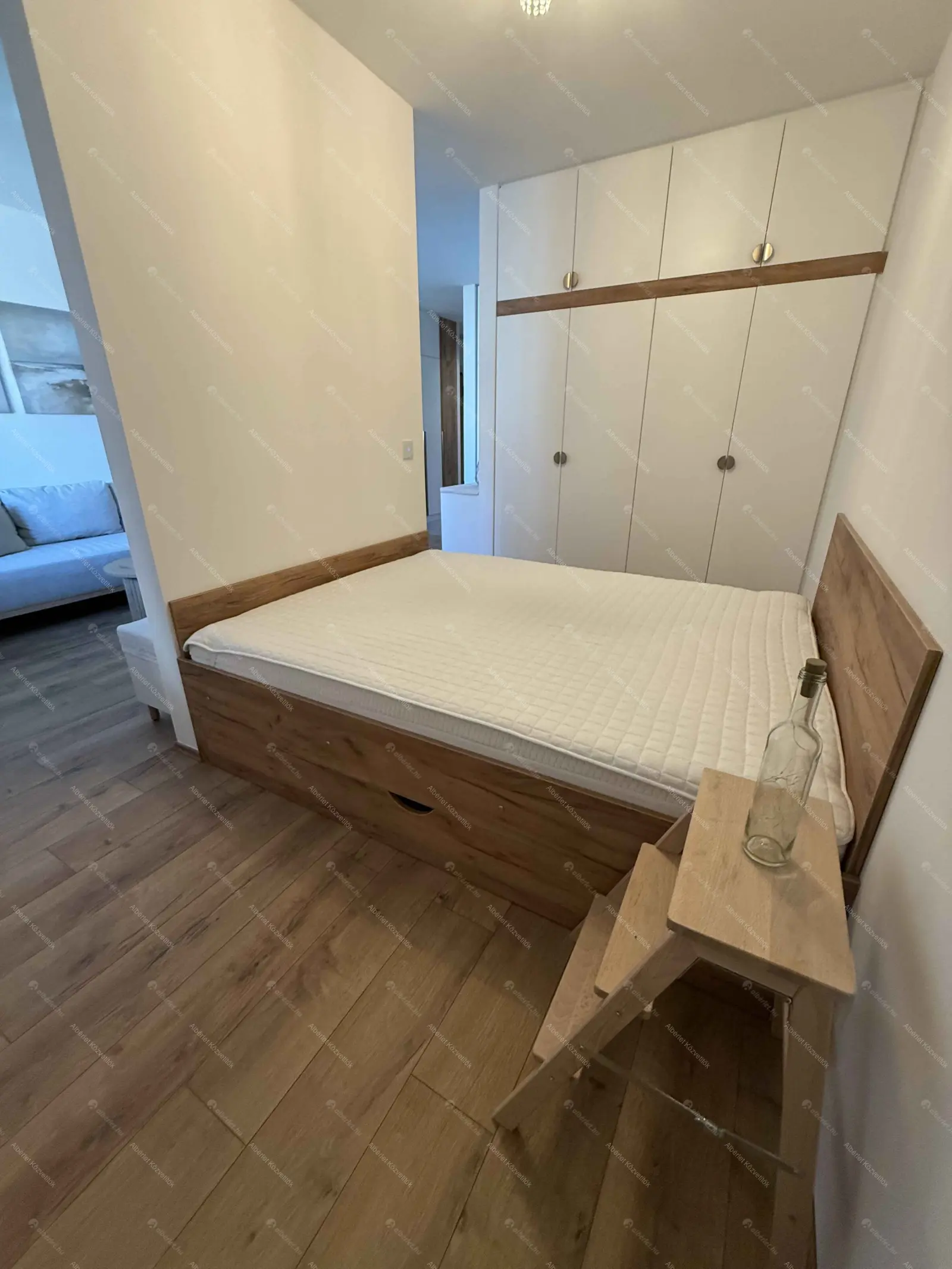 Kiadó albérlet 270000 Ft/hó áron: Budapest, IX. kerület  Vágóhíd utca. Mérete: 40 nm, 1 szobás | Alberlet.hu - 6662719