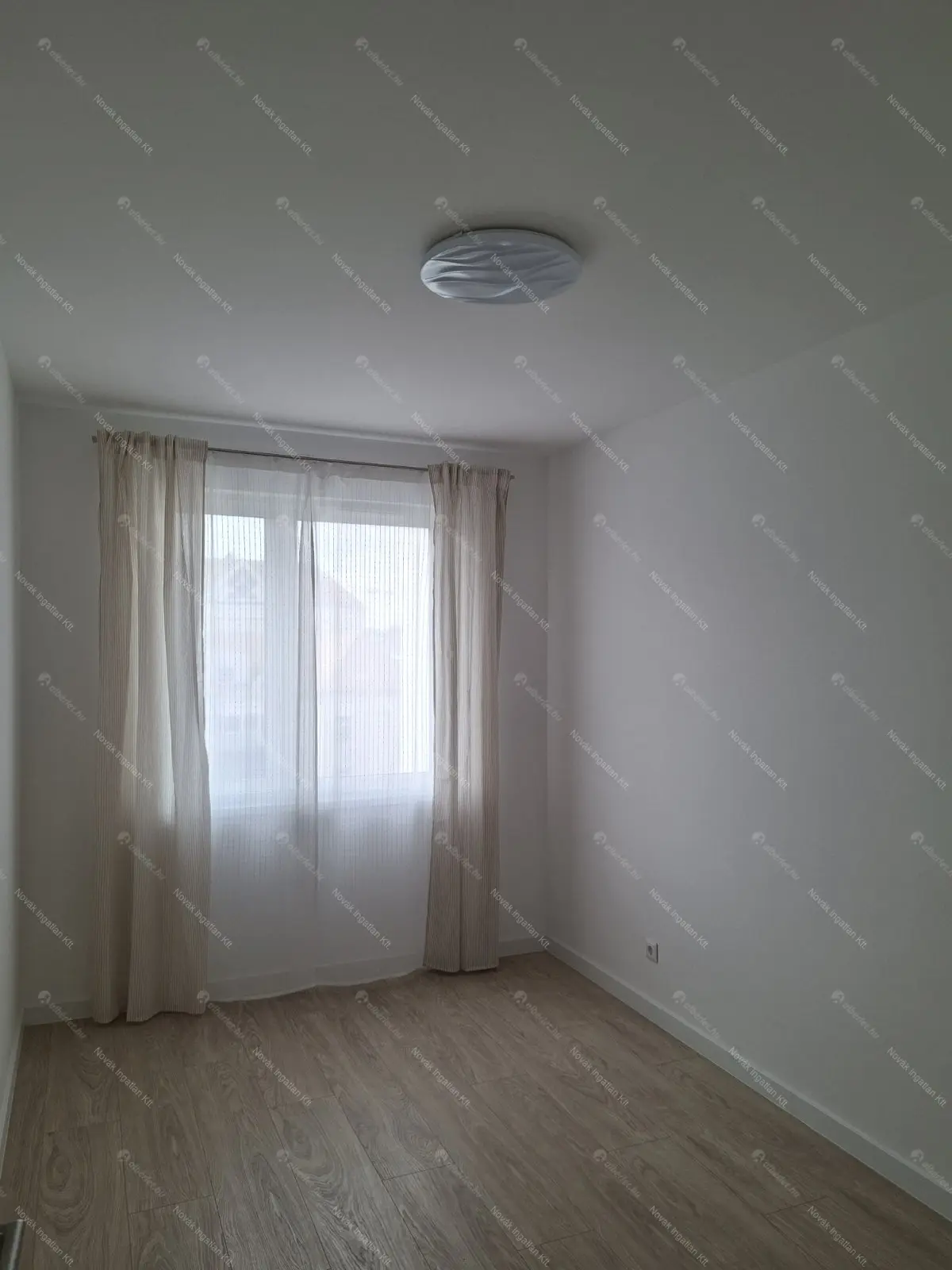 Kiadó albérlet 280000 Ft/hó áron: Budapest, IX. kerület  Vágóhíd utca. Mérete: 44 nm, 2 szobás | Alberlet.hu - 6664833