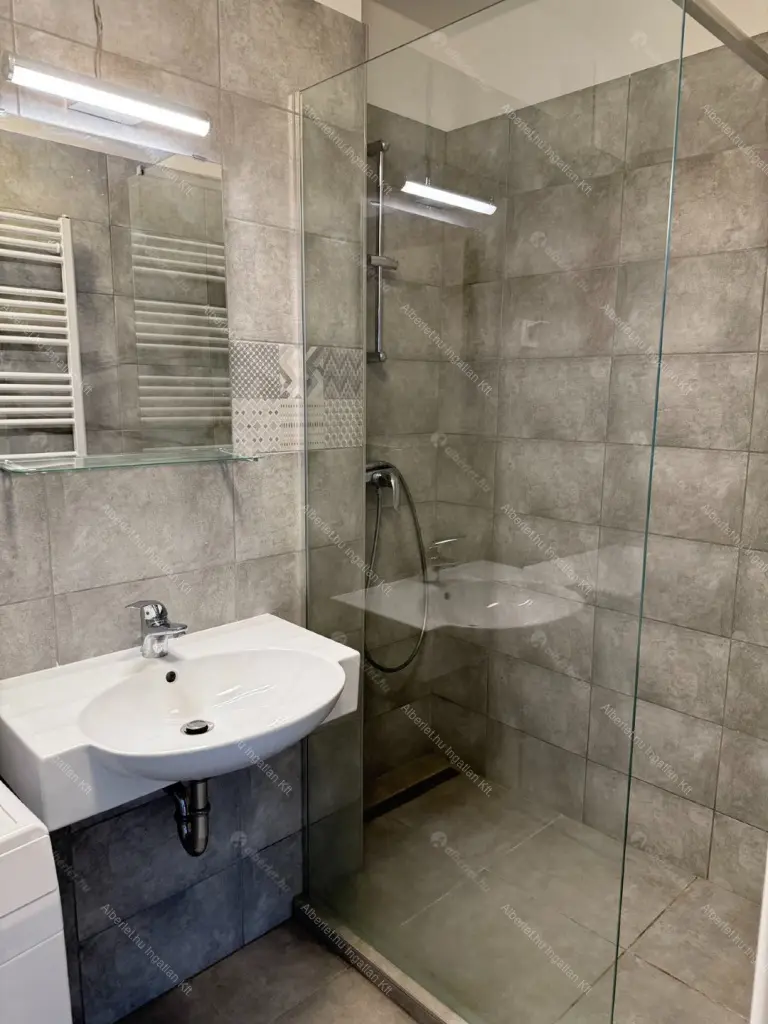 Kiadó albérlet 284000 Ft/hó áron: Budapest, IX. kerület  Vágóhíd utca. Mérete: 45 nm, 2 szobás | Alberlet.hu - 6652768