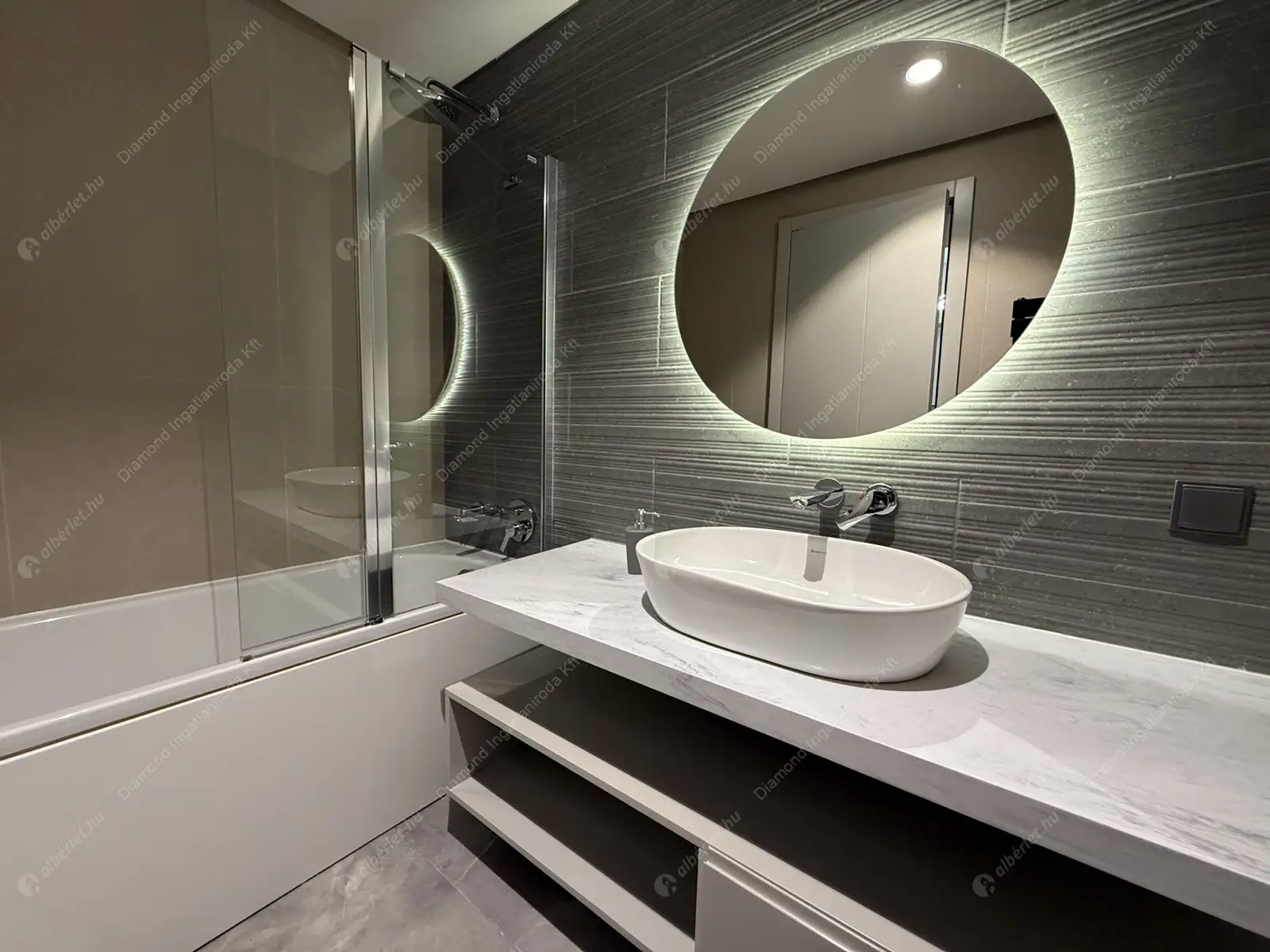 Kiadó albérlet 350000 Ft/hó áron: Budapest, IX. kerület  Vágóhíd utca. Mérete: 50 nm, 2 szobás | Alberlet.hu - 6611890