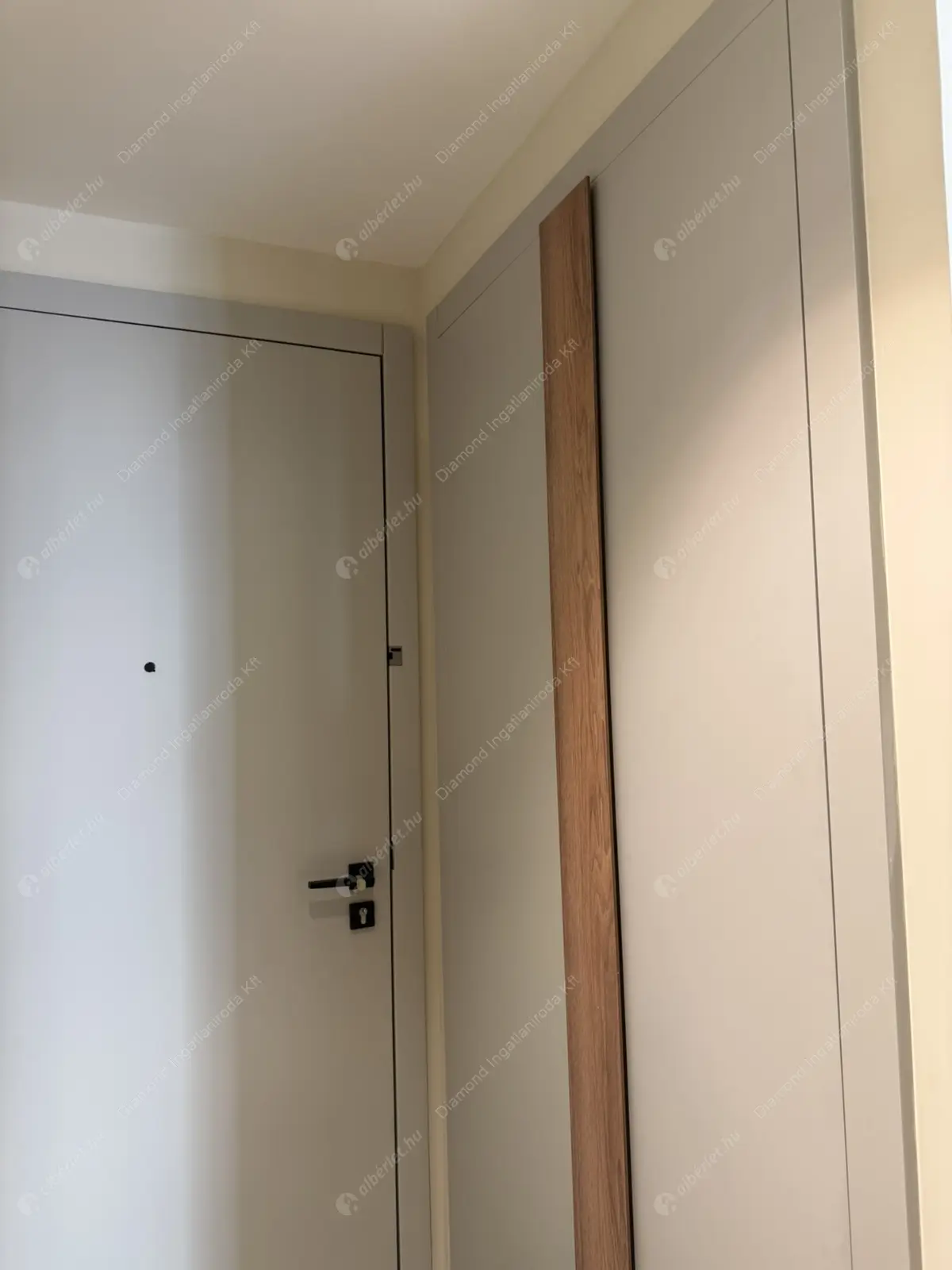 Kiadó albérlet 350000 Ft/hó áron: Budapest, IX. kerület  Vágóhíd utca. Mérete: 50 nm, 2 szobás | Alberlet.hu - 6617656