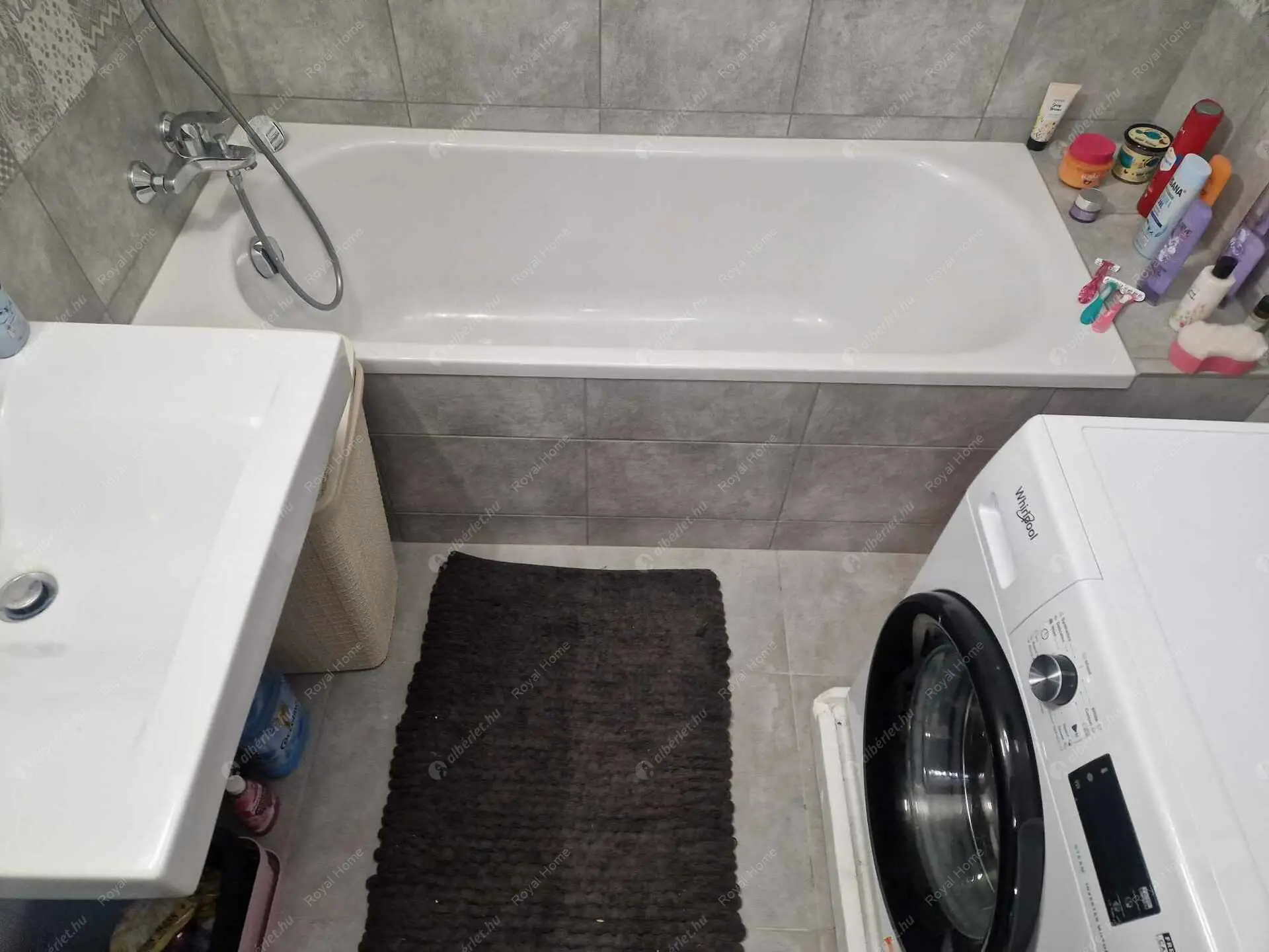 Kiadó albérlet 350000 Ft/hó áron: Budapest, IX. kerület  Vágóhíd utca. Mérete: 56 nm, 3 szobás | Alberlet.hu - 6158851