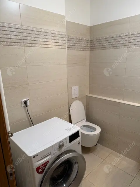 Kiadó albérlet 270000 Ft/hó áron: Budapest, IX. kerület  Vágóhíd utca. Mérete: 60 nm, 2 szobás | Alberlet.hu - 6523290