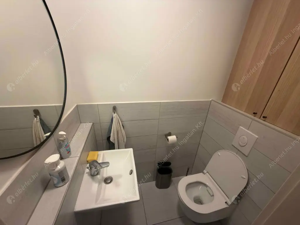 Kiadó albérlet 390000 Ft/hó áron: Budapest, IX. kerület  Vágóhíd utca. Mérete: 61 nm, 2 szobás | Alberlet.hu - 6627044