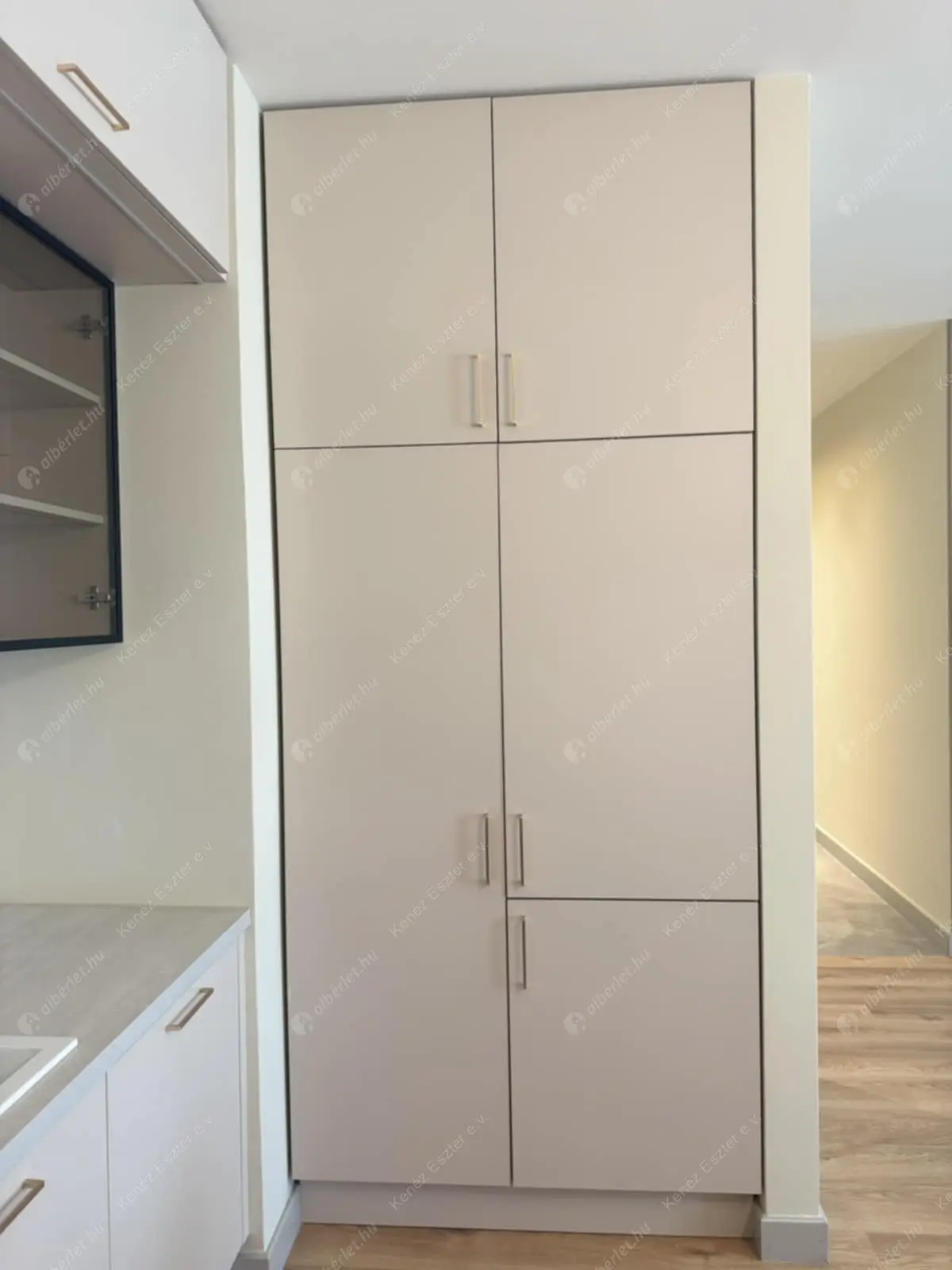 Kiadó albérlet 580000 Ft/hó áron: Budapest, IX. kerület  Vágóhíd utca. Mérete: 92 nm, 3 szobás | Alberlet.hu - 6588082