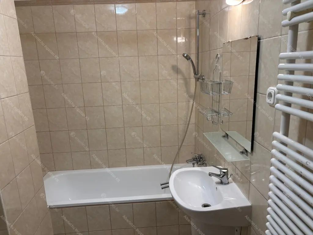 Kiadó albérlet 215000 Ft/hó áron: Budapest, IX. kerület  Vaskapu utca. Mérete: 39 nm, 1 szobás | Alberlet.hu - 6663409