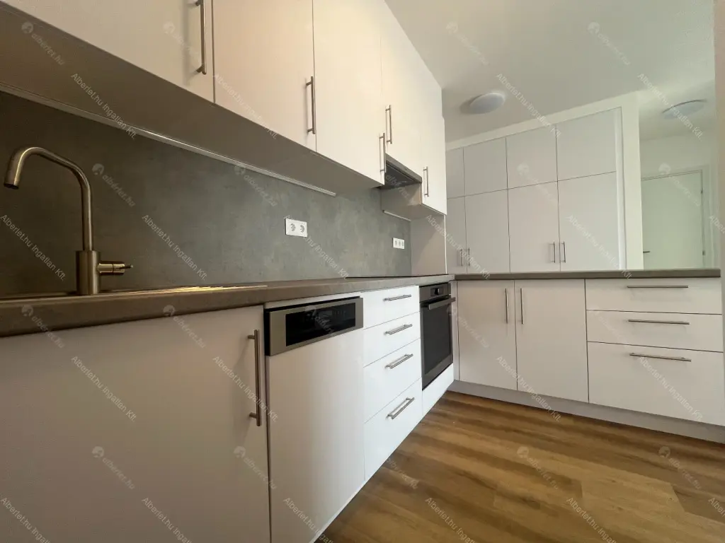 Kiadó albérlet 300000 Ft/hó áron: Budapest, IX. kerület  Vaskapu utca. Mérete: 50 nm, 2 szobás | Alberlet.hu - 6643273