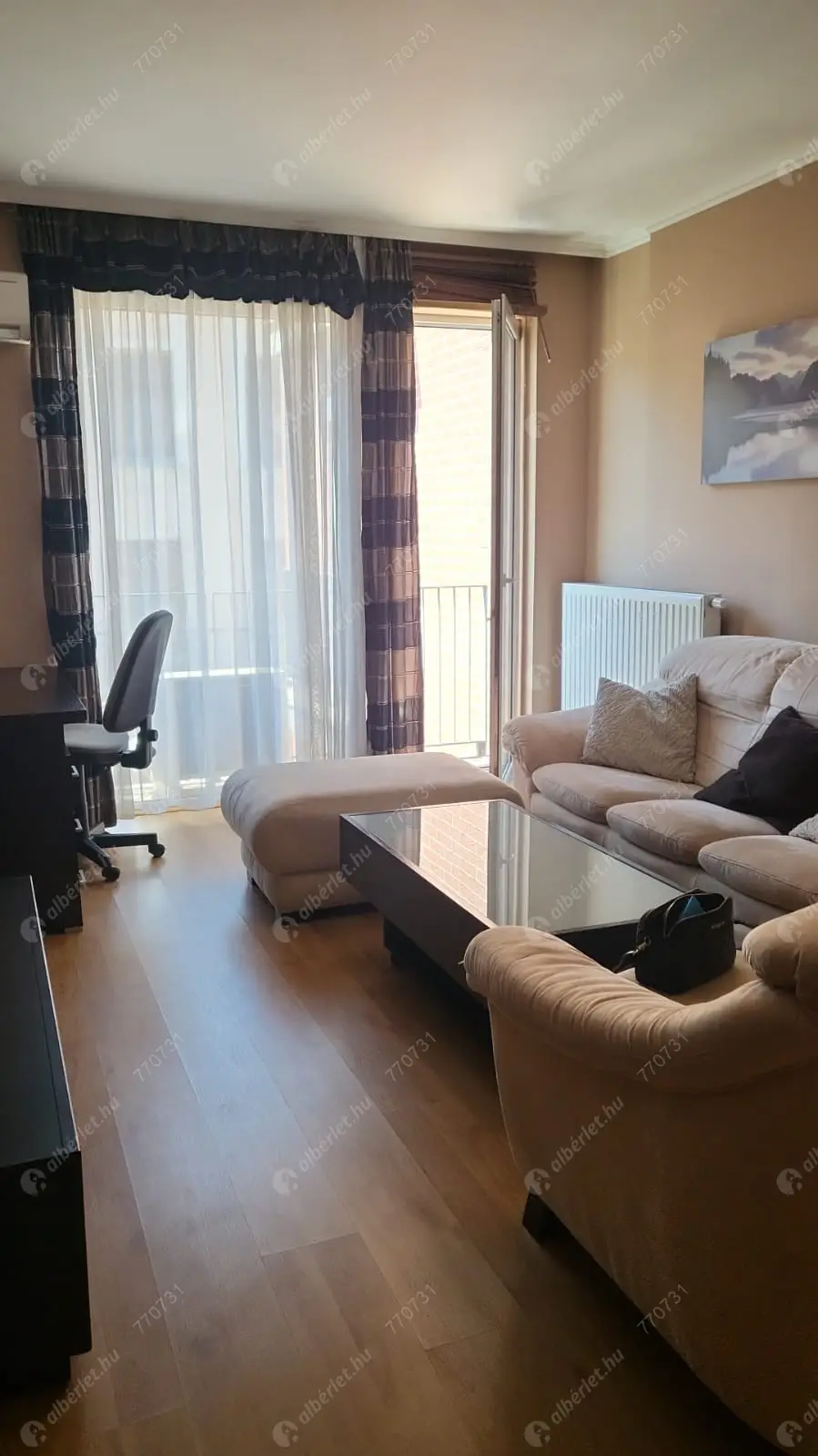 Kiadó albérlet 320000 Ft/hó áron: Budapest, IX. kerület  Vaskapu utca. Mérete: 55 nm, 2 szobás | Alberlet.hu - 6577426