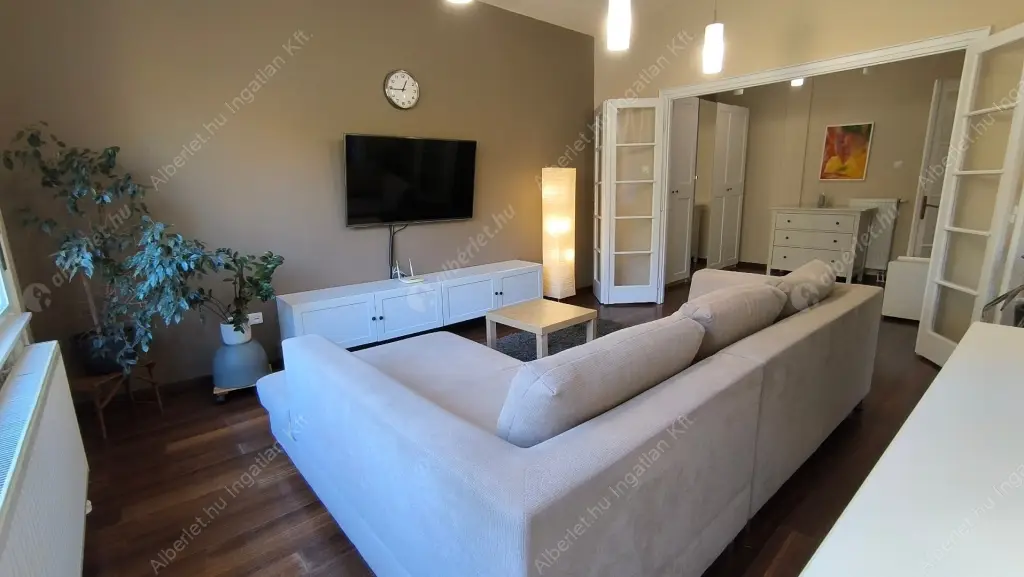 Kiadó albérlet 350000 Ft/hó áron: Budapest, IX. kerület  Vaskapu utca. Mérete: 80 nm, 3 szobás | Alberlet.hu - 6601288