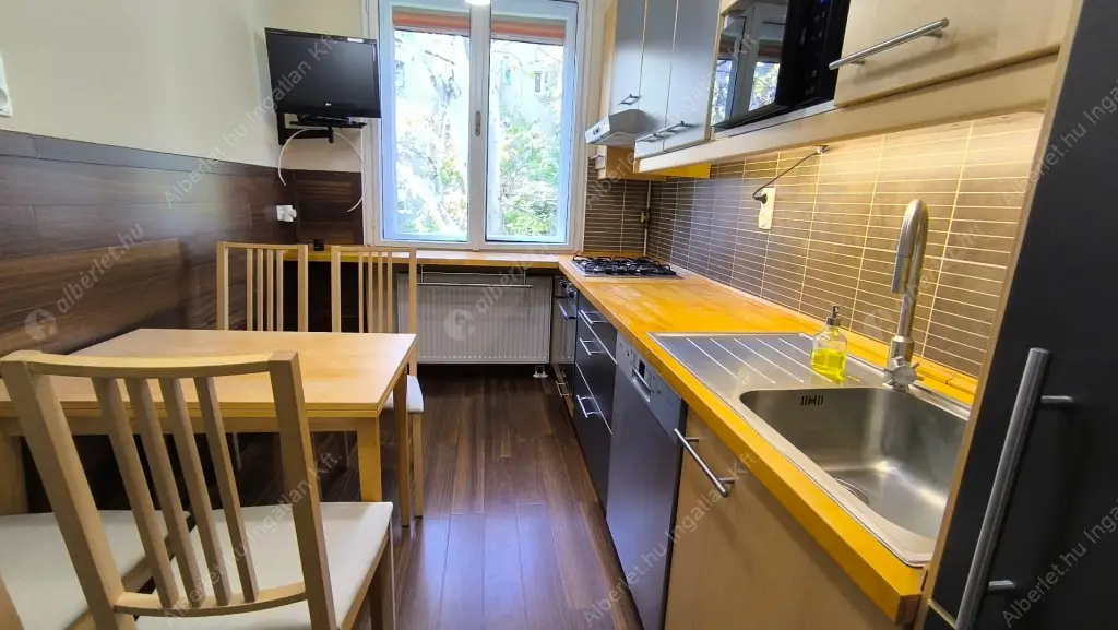 Kiadó albérlet 350000 Ft/hó áron: Budapest, IX. kerület  Vaskapu utca. Mérete: 80 nm, 3 szobás | Alberlet.hu - 6601299