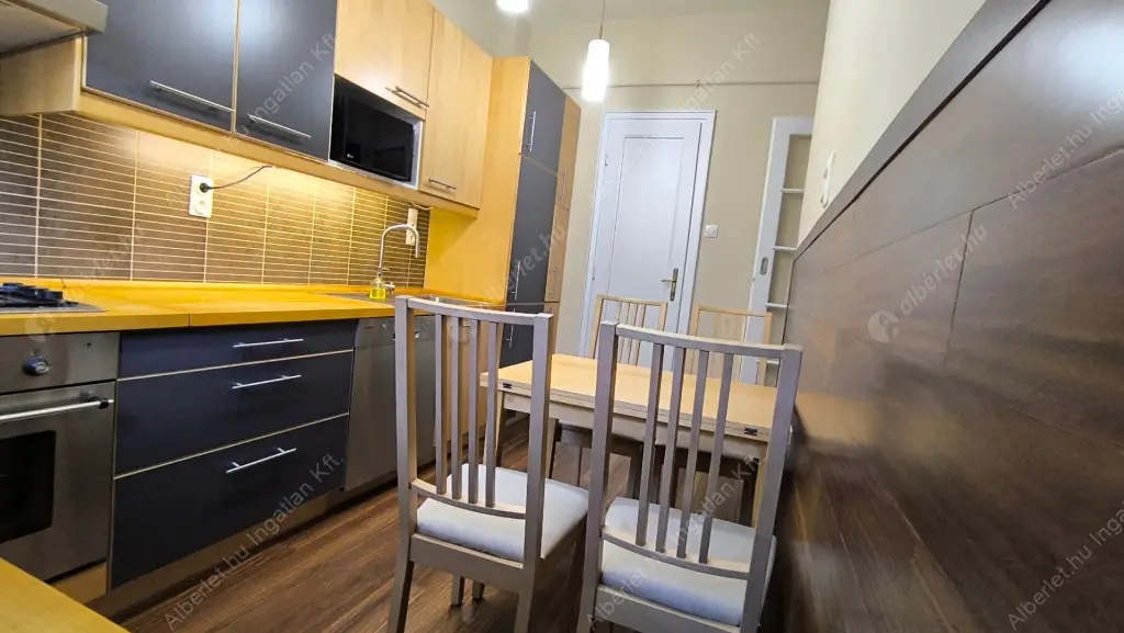 Kiadó albérlet 320000 Ft/hó áron: Budapest, IX. kerület  Vaskapu utca. Mérete: 80 nm, 3 szobás | Alberlet.hu - 6631573
