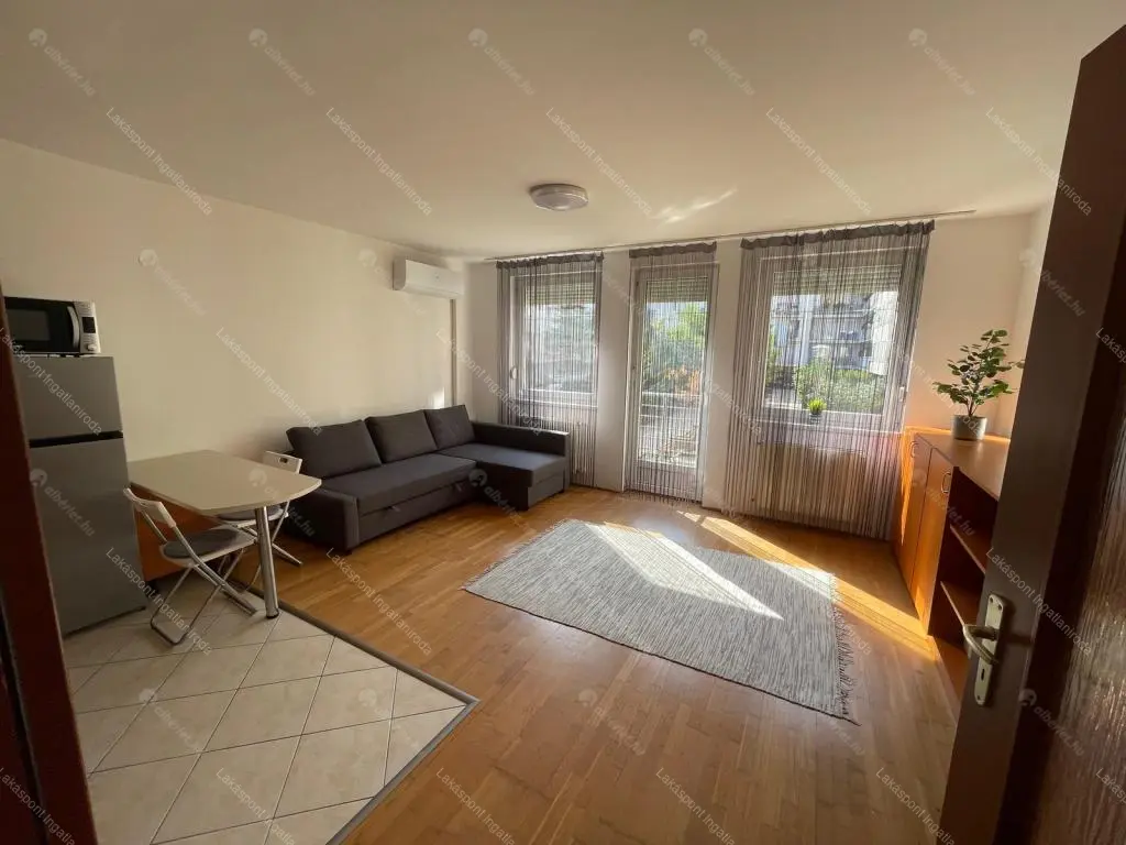 Kiadó albérlet 215000 Ft/hó áron: Budapest, IX. kerület  Viola utca. Mérete: 36 nm, 1 szobás | Alberlet.hu - 6680801