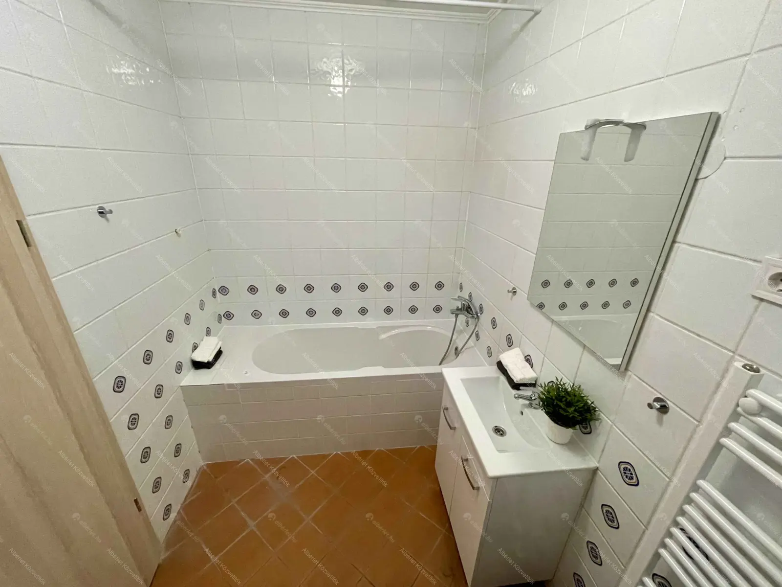 Kiadó albérlet 220000 Ft/hó áron: Budapest, IX. kerület  Viola utca. Mérete: 41 nm, 2 szobás | Alberlet.hu - 6651123