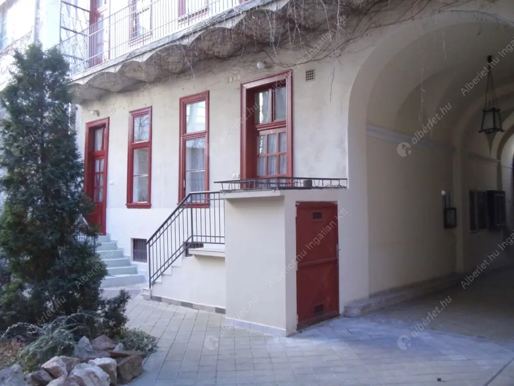 Kiadó albérlet 195000 Ft/hó áron: Budapest, IX. kerület  Viola utca. Mérete: 44 nm, 1 szobás | Alberlet.hu - 6635306