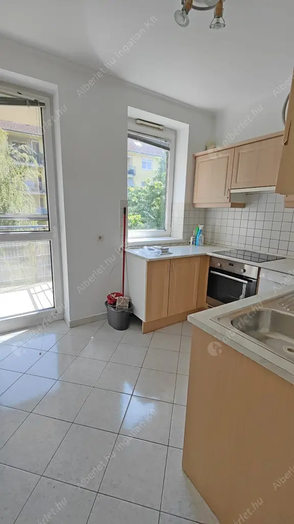 Kiadó albérlet 360000 Ft/hó áron: Budapest, IX. kerület  Viola utca. Mérete: 76 nm, 3 szobás | Alberlet.hu - 6588426