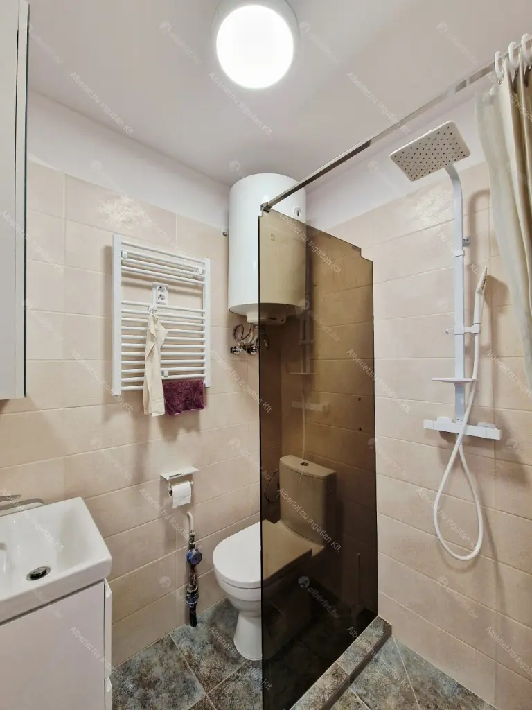 Kiadó albérlet 190000 Ft/hó áron: Budapest, IX. kerület  Víztorony köz. Mérete: 27 nm, 1 szobás | Alberlet.hu - 6679748