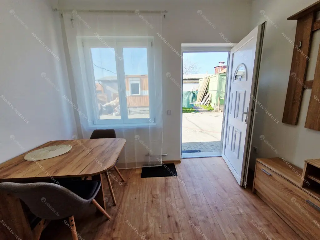 Kiadó albérlet 190000 Ft/hó áron: Budapest, IX. kerület  Víztorony köz. Mérete: 27 nm, 1 szobás | Alberlet.hu - 6679754